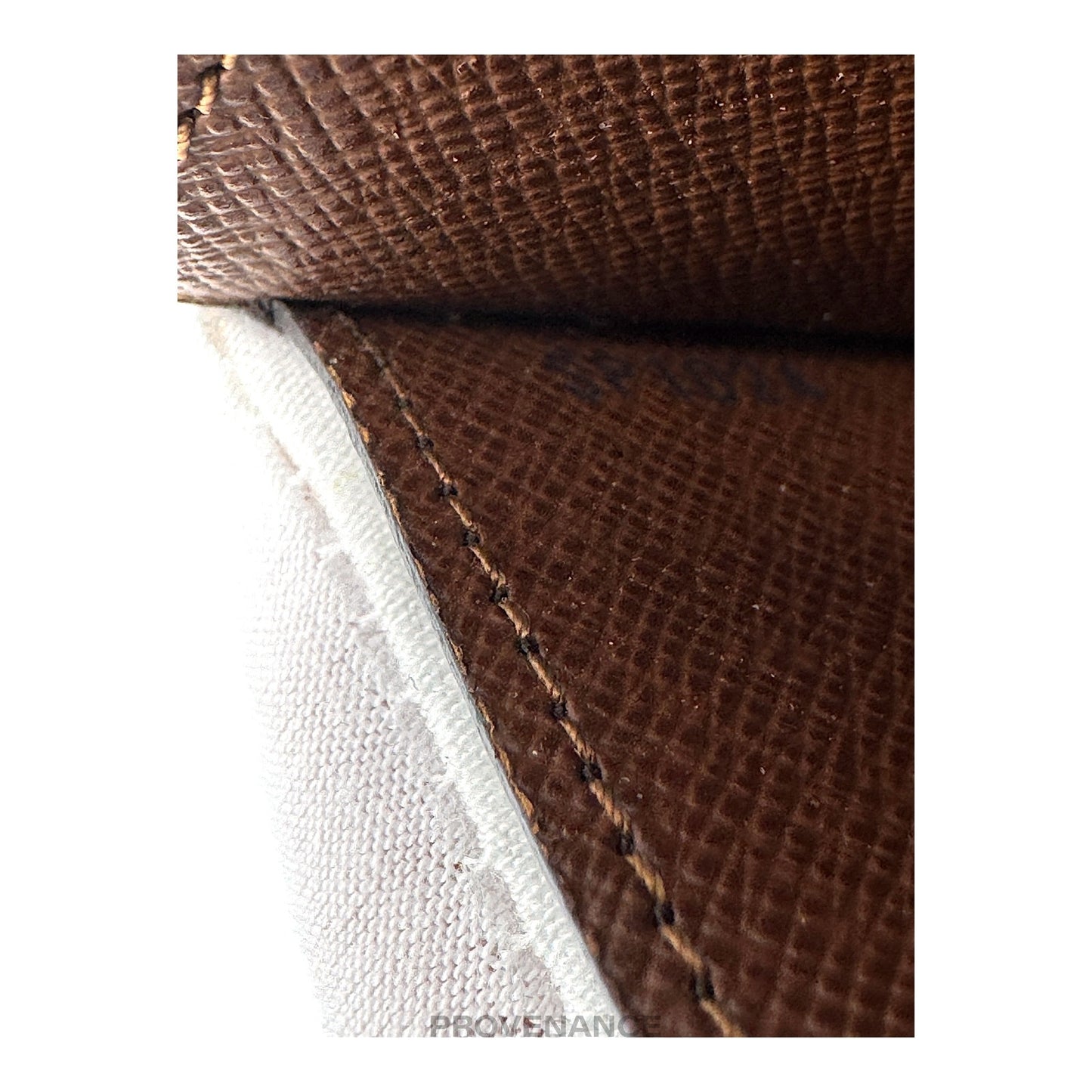 🔴 Louis Vuitton Card Holder Wallet - Monogram