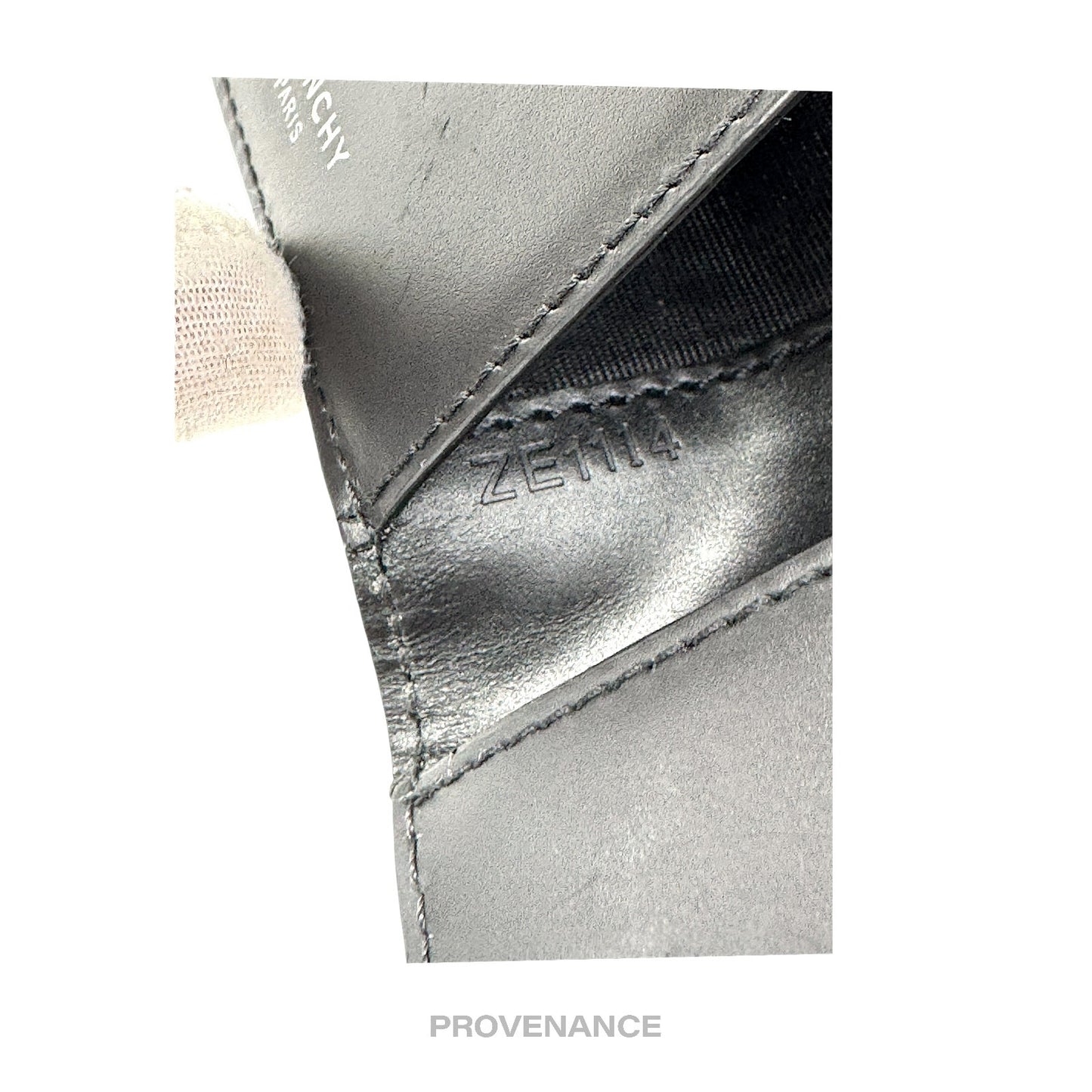 🔴 Givenchy 6CC Pocket Organizer Wallet - Moth Paisley