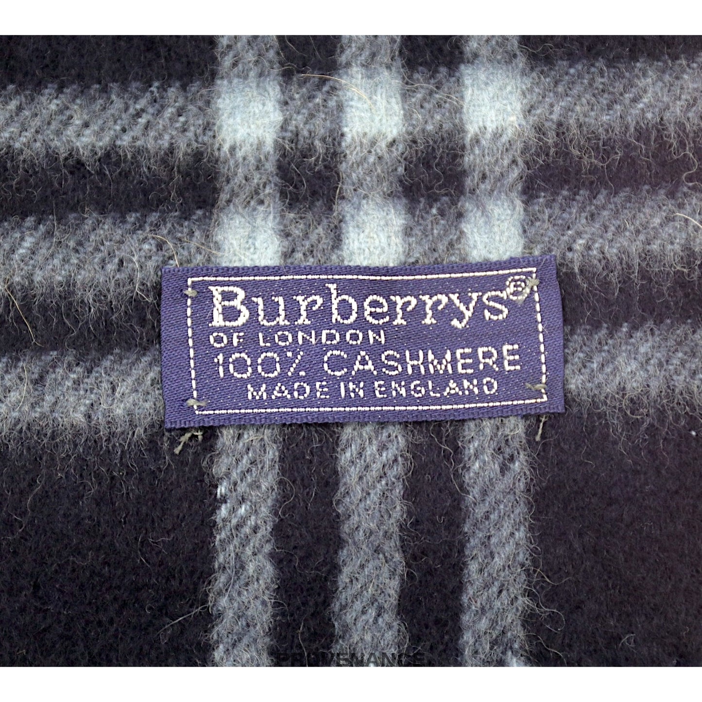 🔴 Burberry Scarf - Nova Check Cashmere Navy