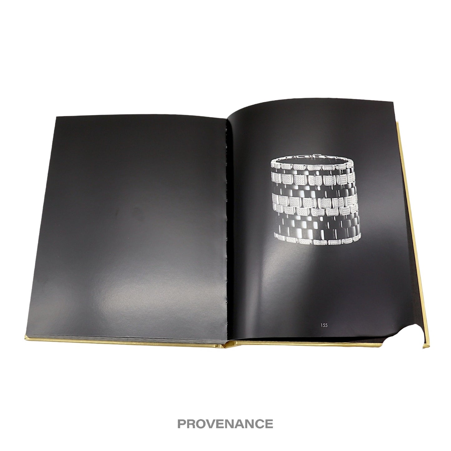 🔴 CHANEL Book - Fine Jewelry Hardcover Gold