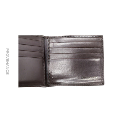 🔴 Burberry 8CC Trifold Wallet - Haymarket Check Chocolate