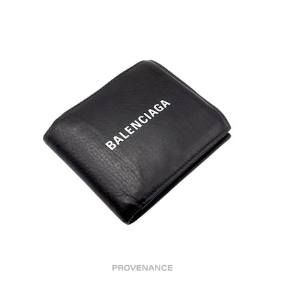 🔴 Balenciaga Logo Bifold Wallet - Black Leather