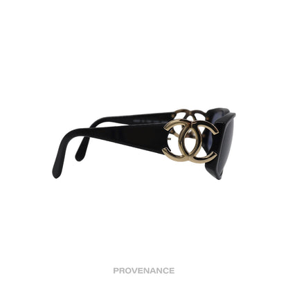 🔴 Chanel CC Logo Sunglasses - Black Gold 02461