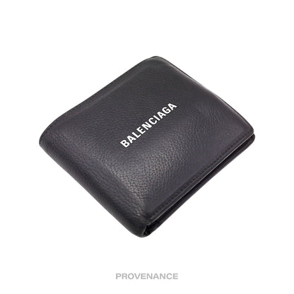 🔴 Balenciaga Logo Bifold Wallet - Black Leather