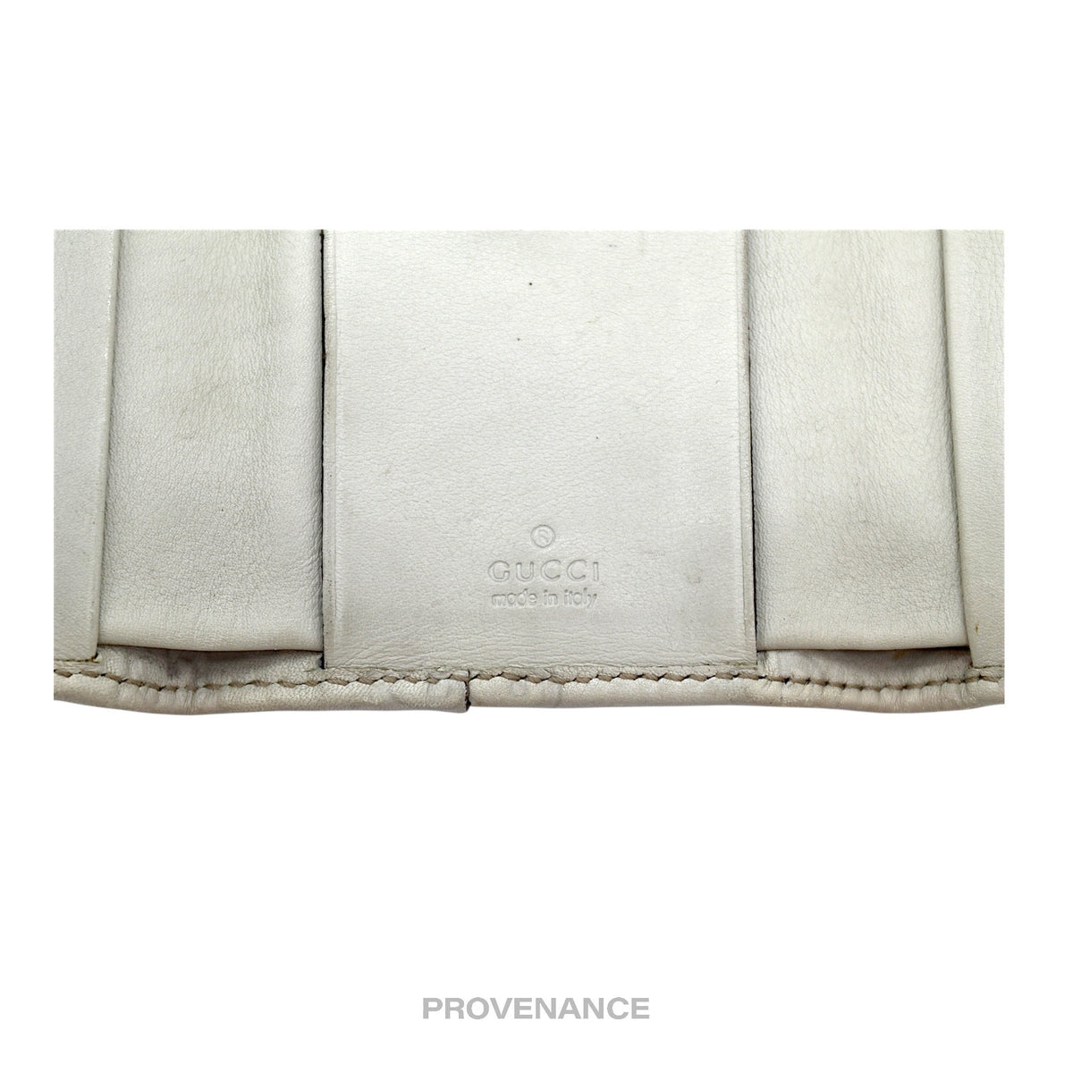 🔴 Gucci GG Heart 6 Key Holder - Cream Guccissima Leather