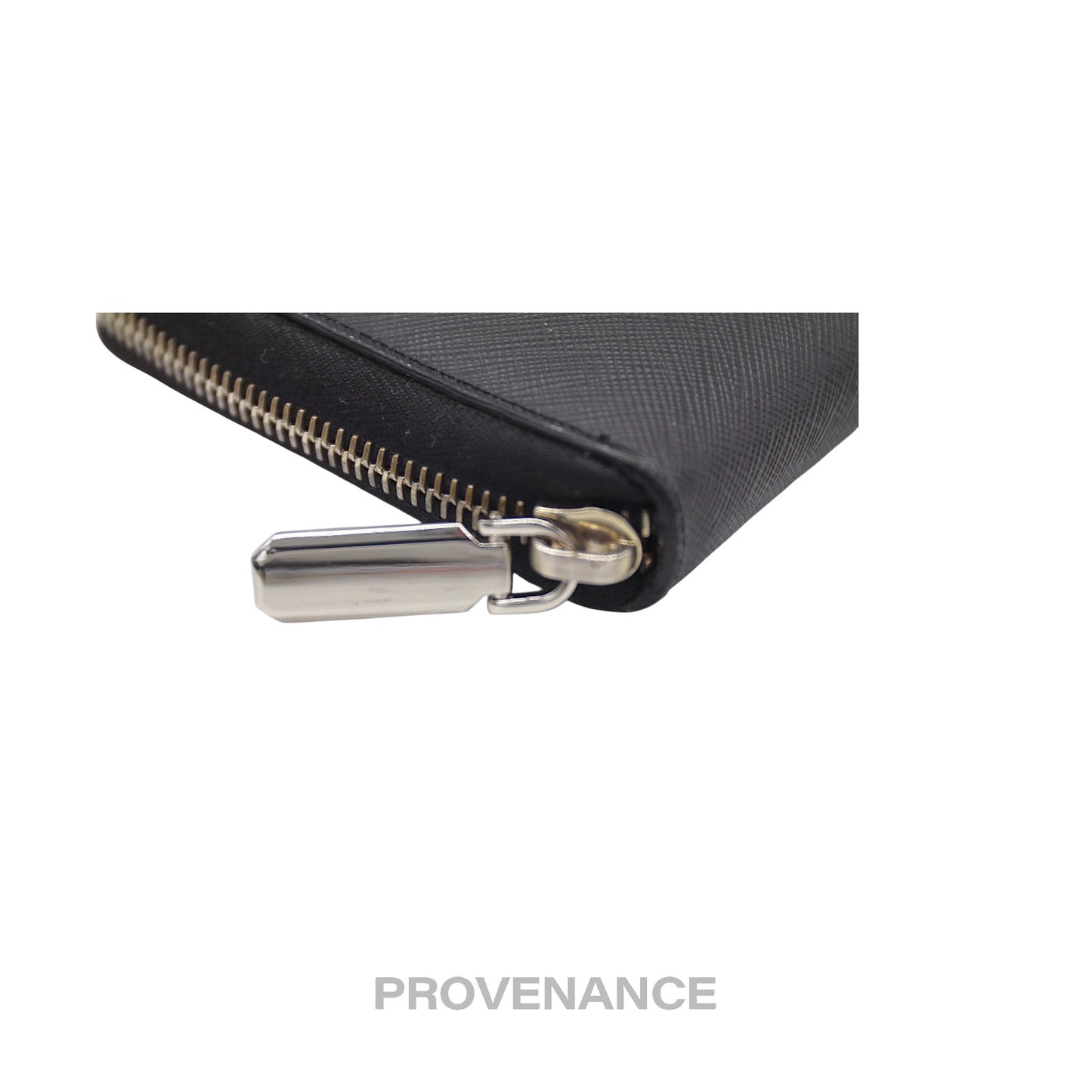 🔴 Givenchy x Disney Zip Long Wallet - Bambi Black