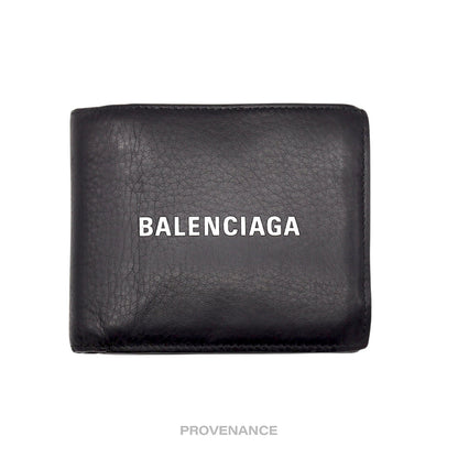 🔴 Balenciaga Logo Bifold Wallet - Black Leather