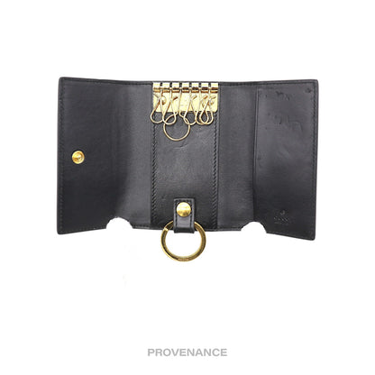 🔴 Gucci GG Vintage Logo 6 Key Holder - Black Leather Gold