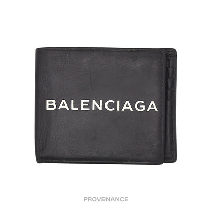 🔴 Balenciaga 8CC Logo Bifold Wallet - Black