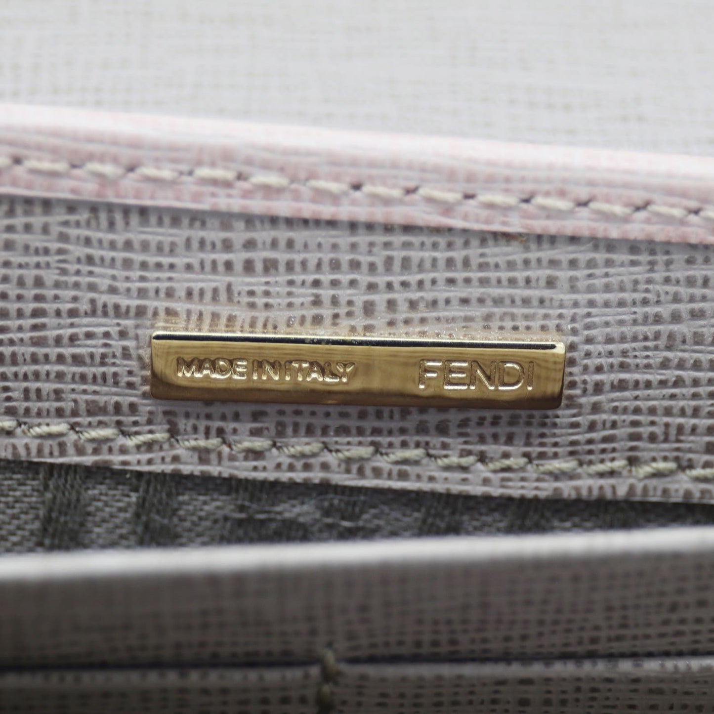 🔴 Fendi Long Wallet - Fuchsia Pink Leather