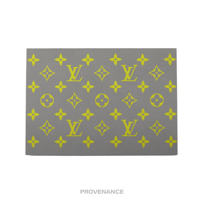 🔴 Louis Vuitton Card - Grey Yellow Monogram