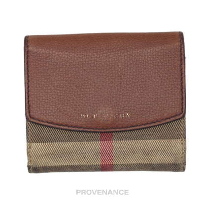 🔴 Burberry Compact - Nova Check