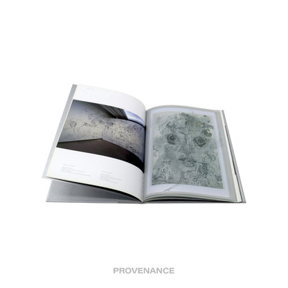 🔴 Louis Vuitton COSMIC TRAVELERS Espace Art Book