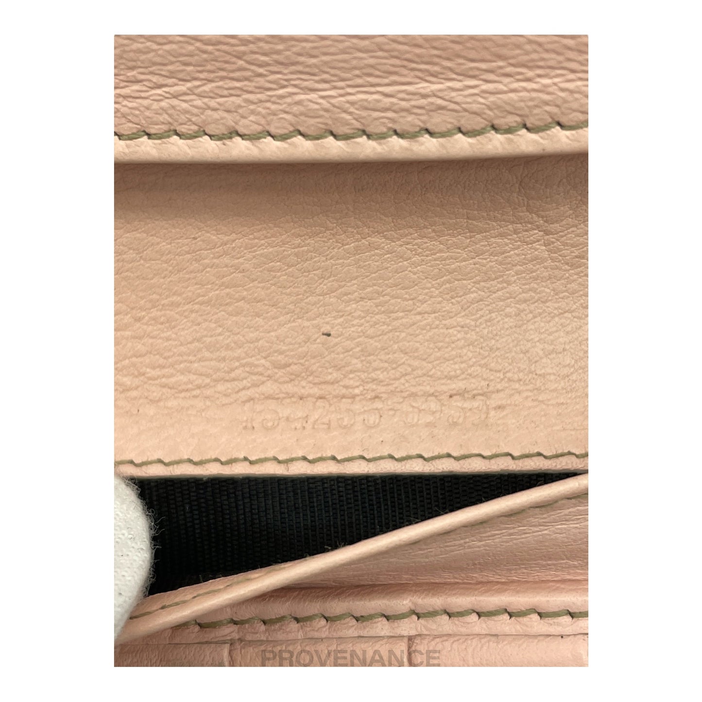 🔴 Gucci Long Wallet - GG Canvas Powder Pink