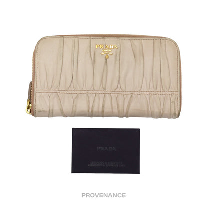 🔴 Prada Zip Long Wallet - Blush Nappa Gaufre Leather