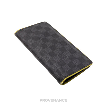 🔴 Louis Vuitton Brazza Long Wallet - Damier Graphite Yellow