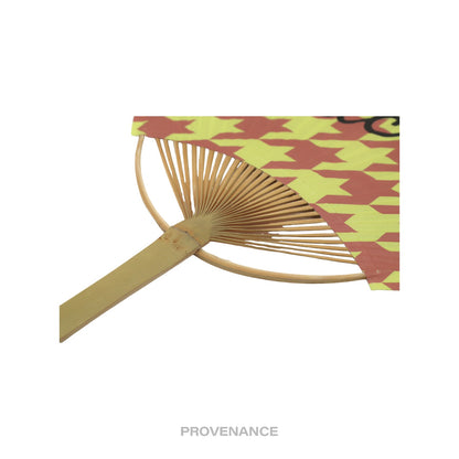 🔴 Gucci Logo Bamboo Hand Fan - Houndstooth Pink Yellow