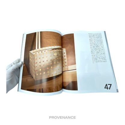 🔴 Louis Vuitton The Book 200