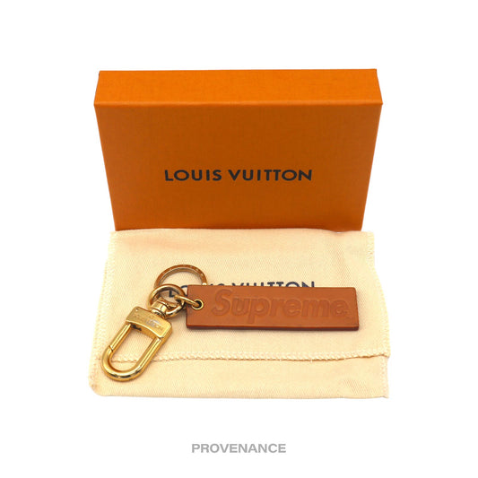 🔴 Louis Vuitton x Supreme Keychain - VVN