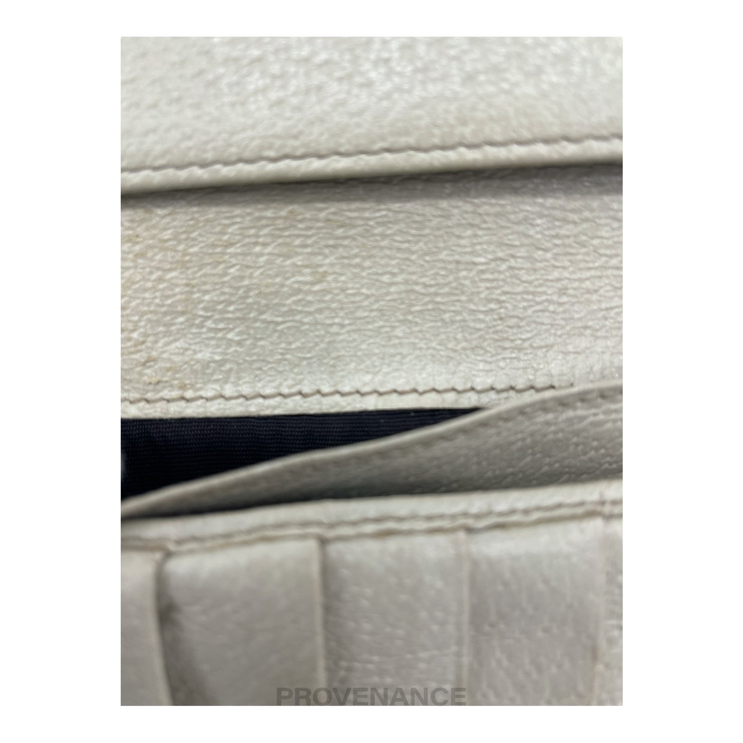 🔴 Gucci Long Wallet - GG Canvas White