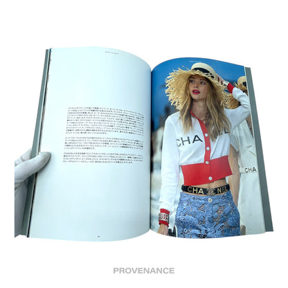 🔴 Chanel Book - Featuring Lagerfeld, Pharrell