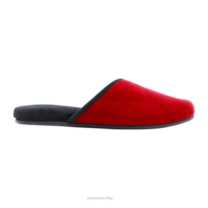 Yves Saint Laurent YSL Velvet Logo Slipper - Red