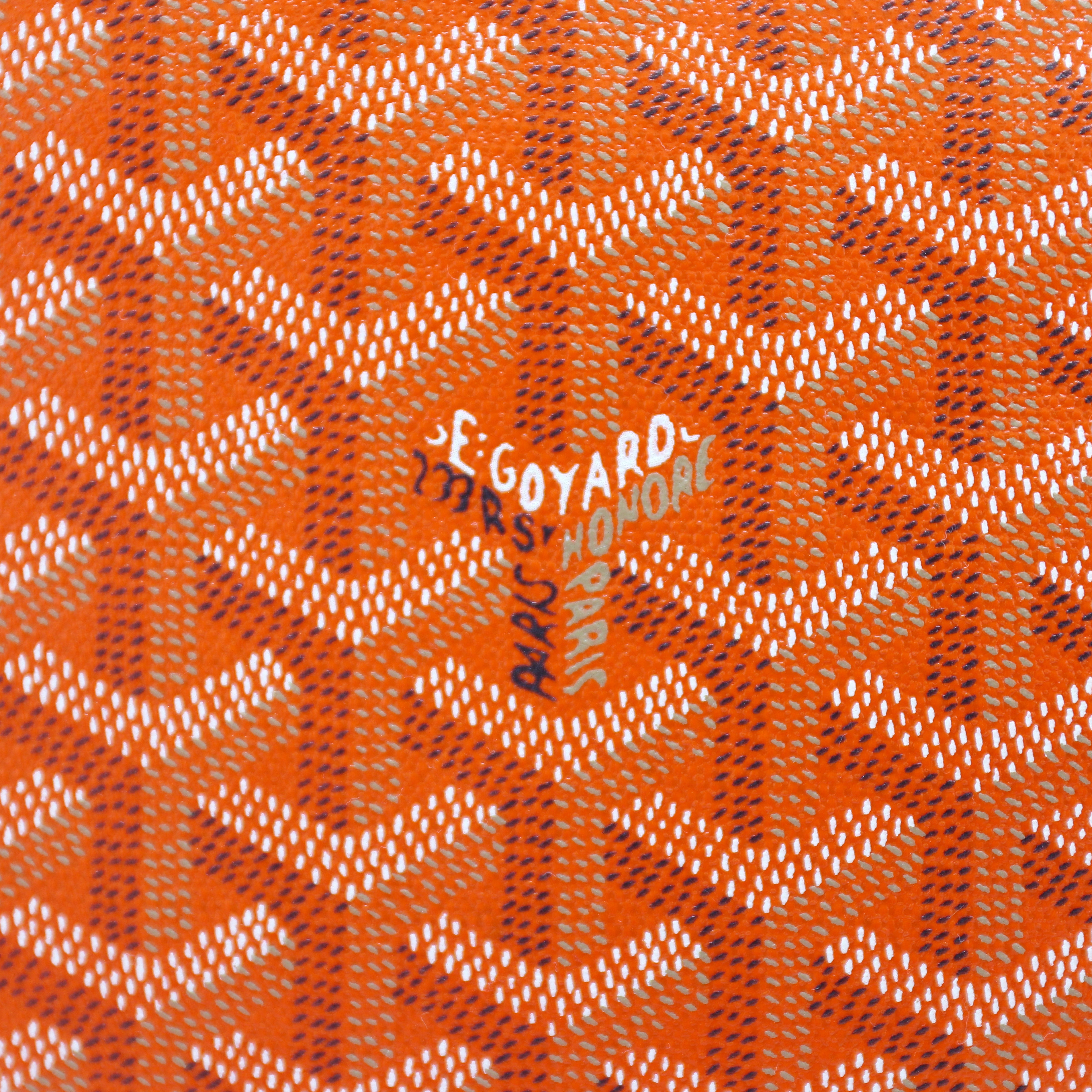 Goyard Orange Beluga MM Bag – PROVENANCE